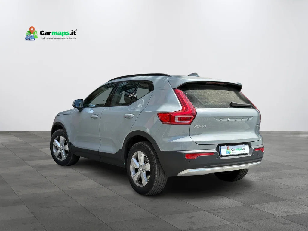 Volvo XC40 B3 automatico Plus Dark