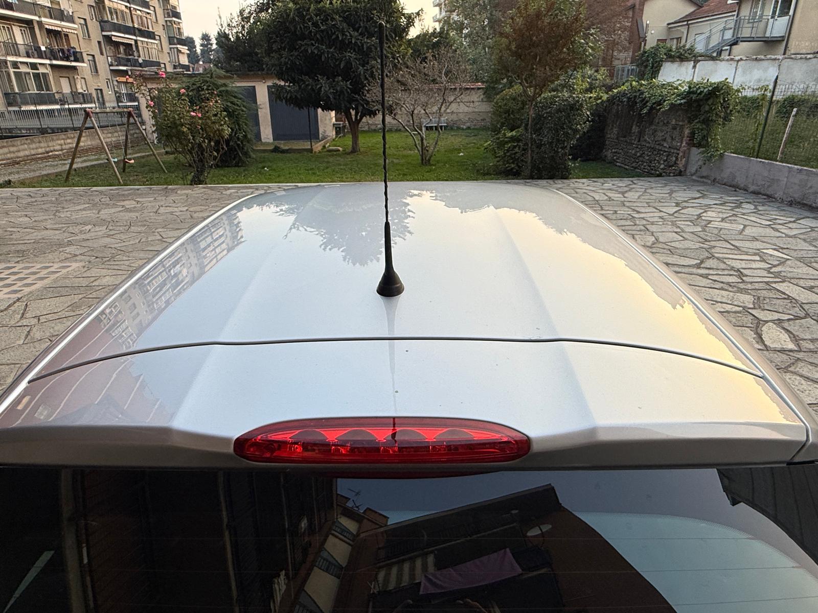 Peugeot 208 PureTech 82 5p. GPL Active