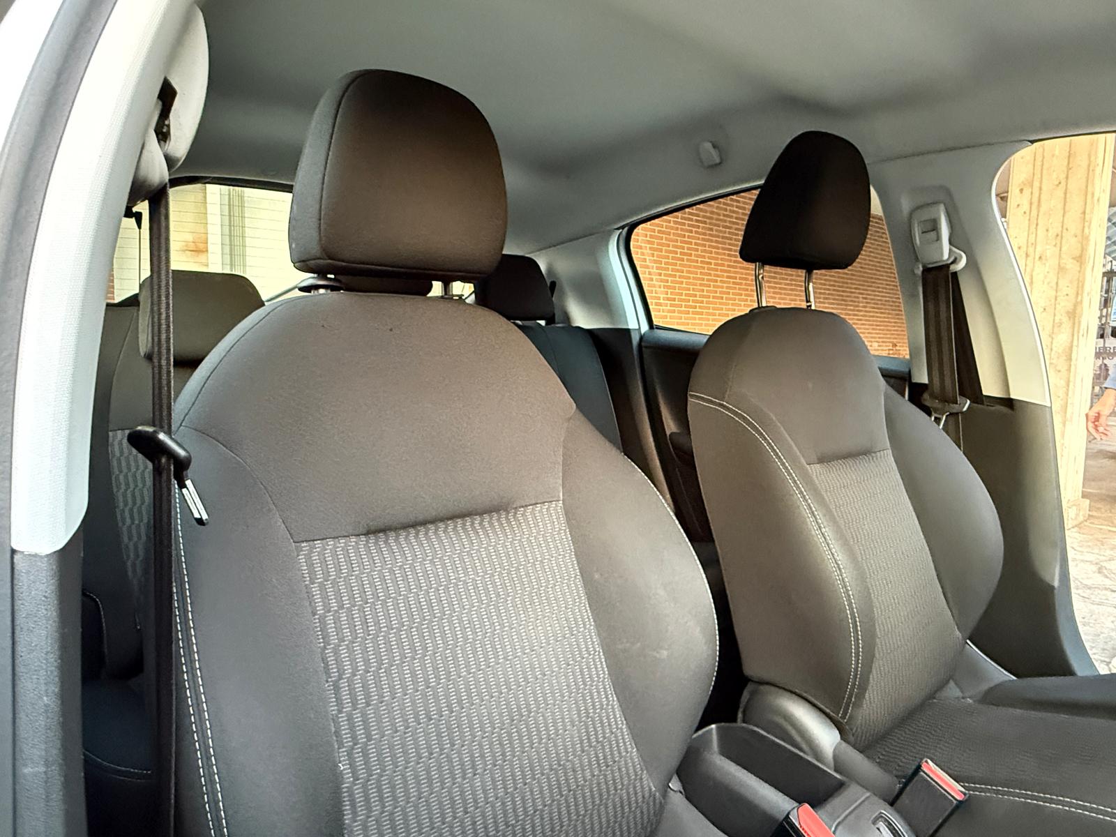 Peugeot 208 PureTech 82 5p. GPL Active