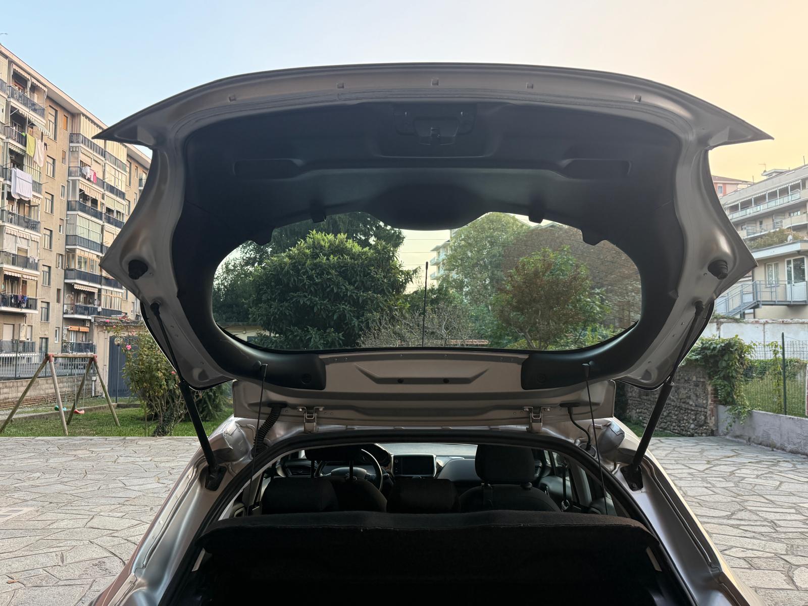 Peugeot 208 PureTech 82 5p. GPL Active