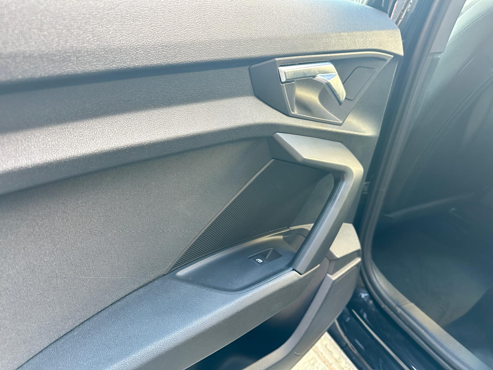 Audi A3 SPB 30 TFSI Business