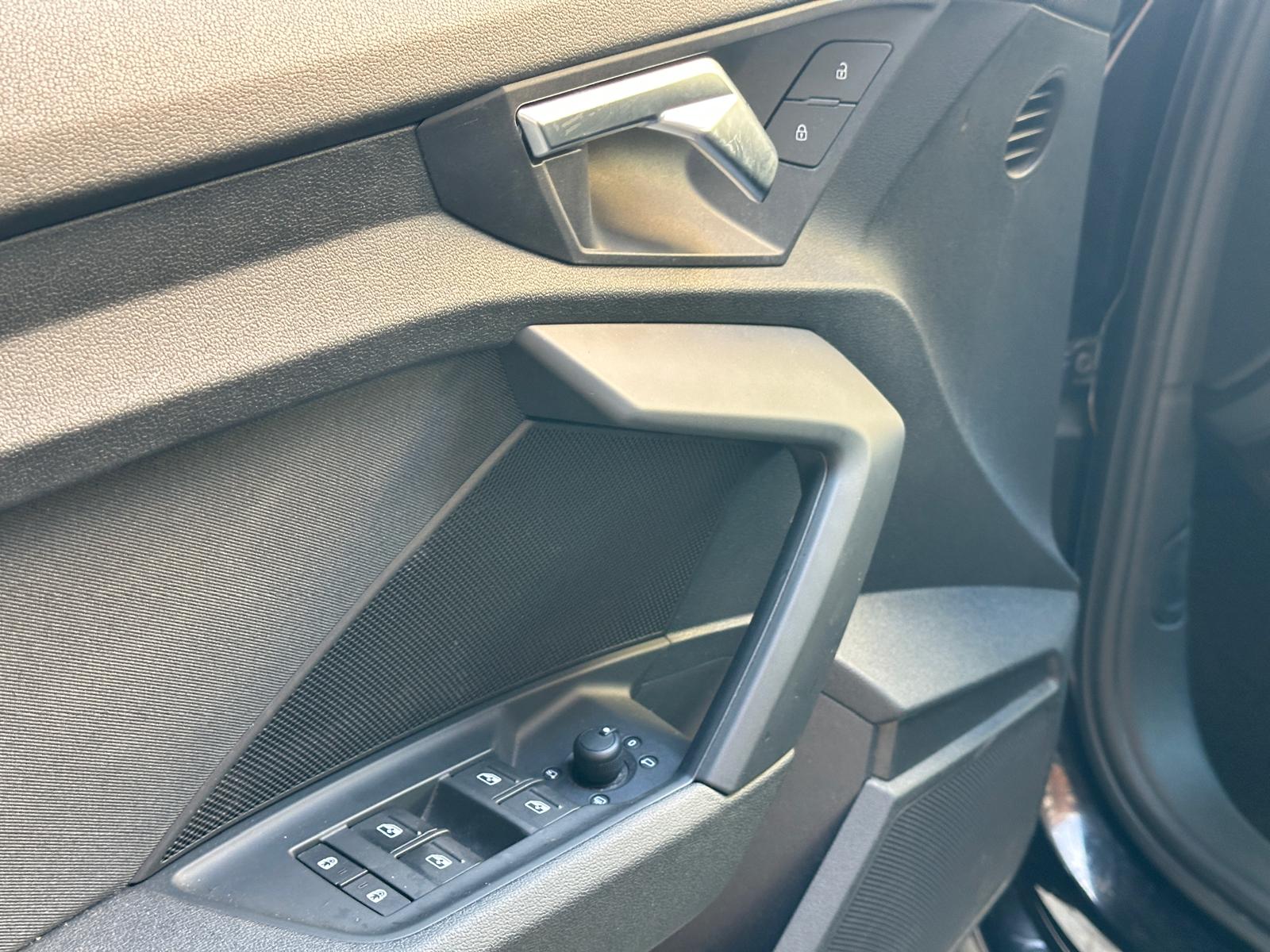 Audi A3 SPB 30 TFSI Business