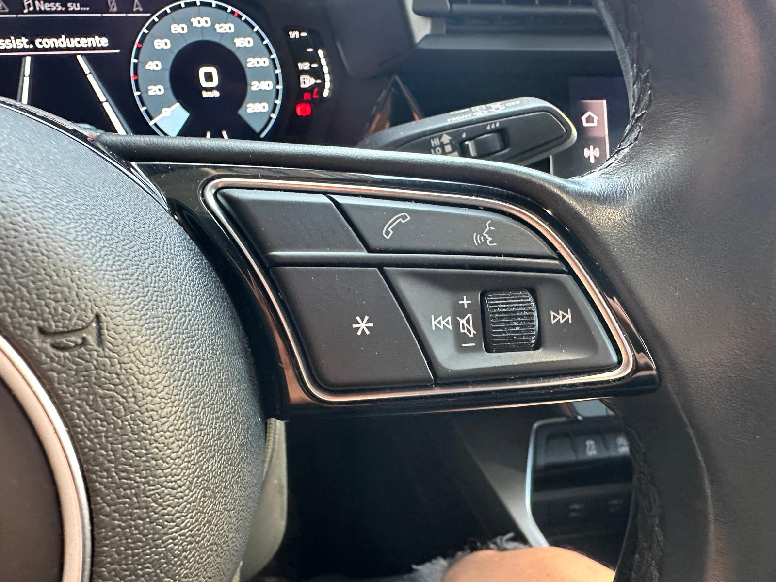 Audi A3 SPB 30 TFSI Business