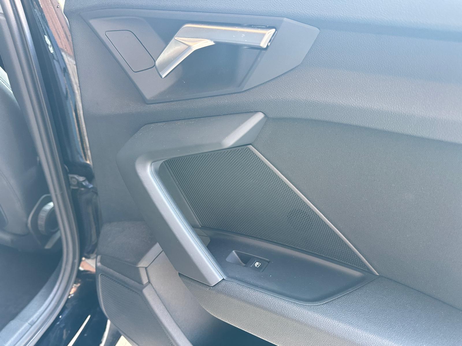 Audi A3 SPB 30 TFSI Business