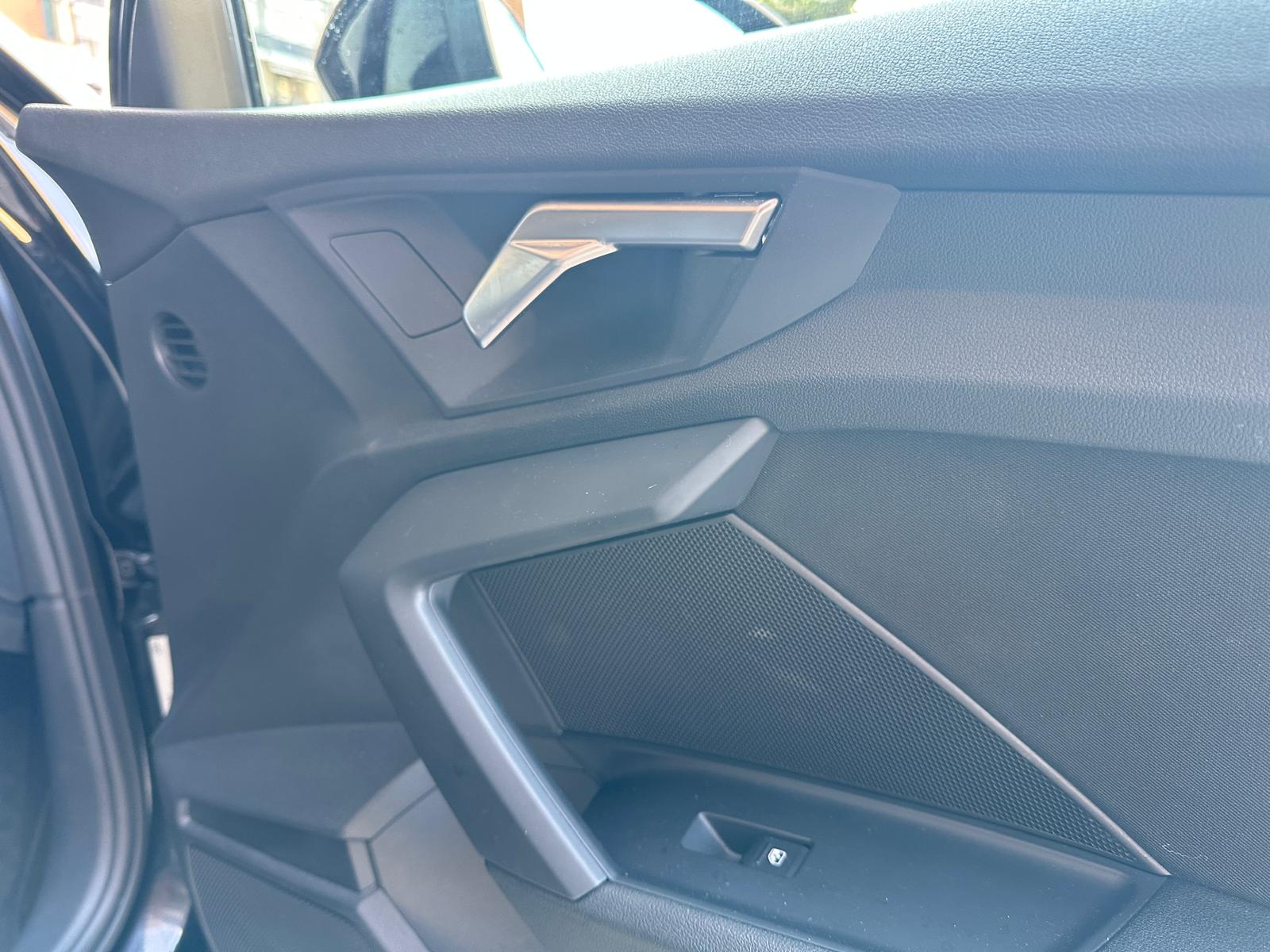 Audi A3 SPB 30 TFSI Business