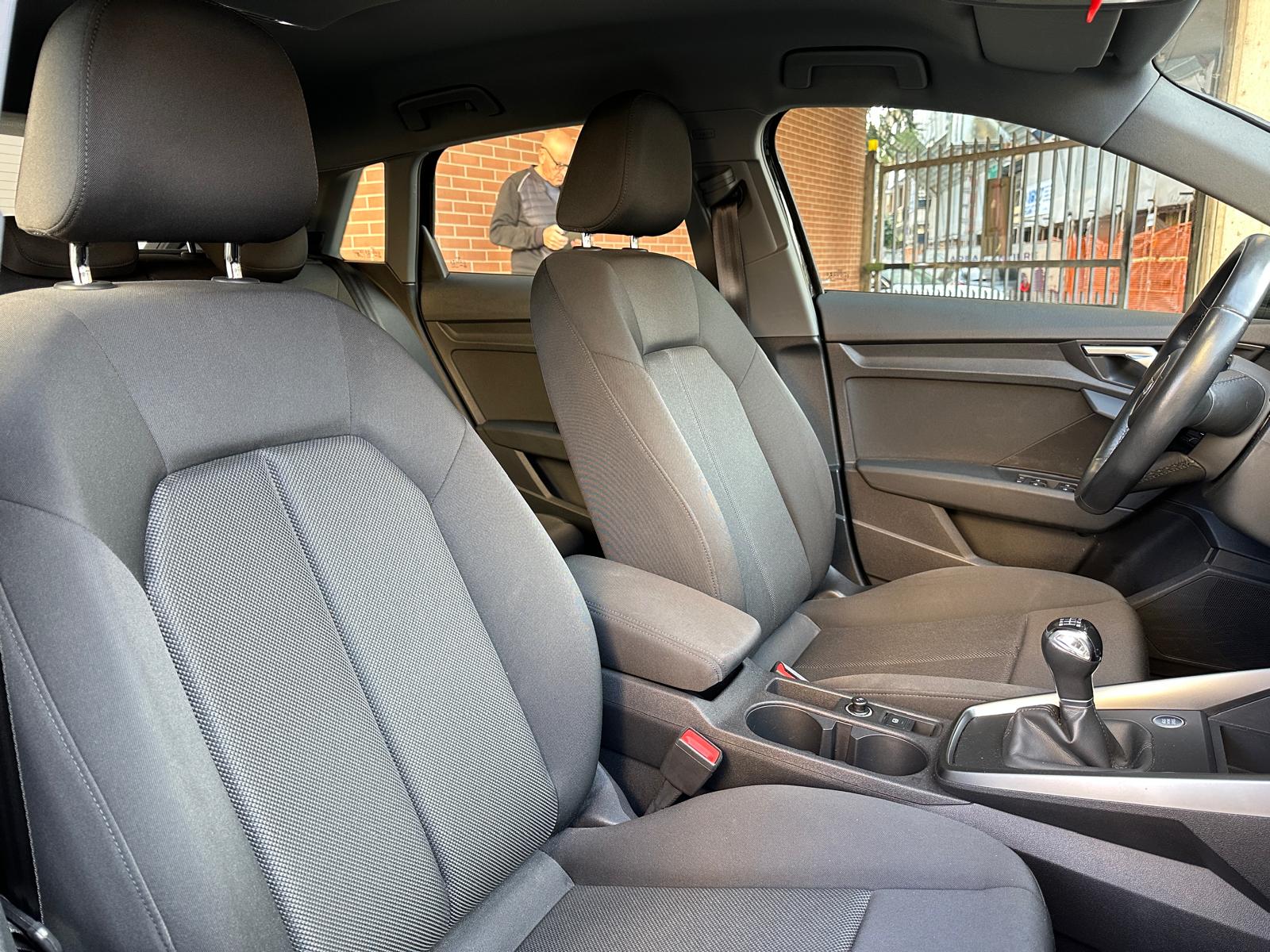 Audi A3 SPB 30 TFSI Business