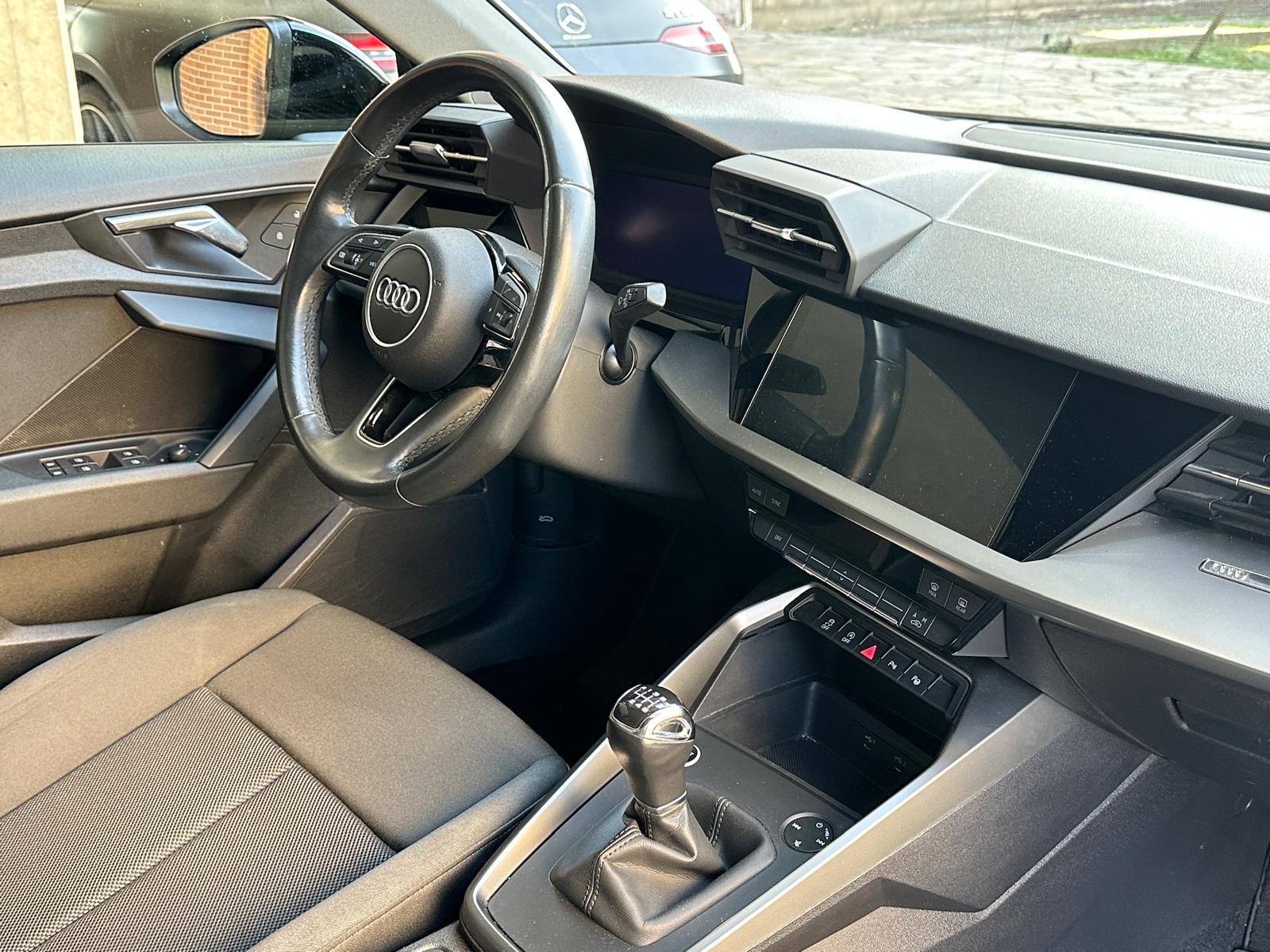 Audi A3 SPB 30 TFSI Business