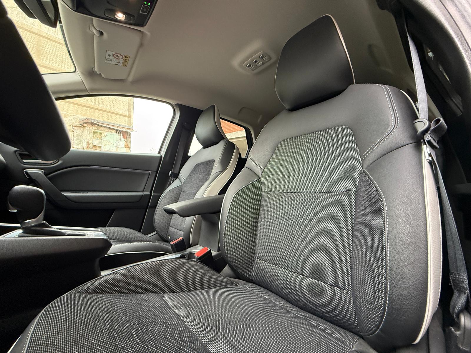 Renault Captur Full Hybrid E-Tech 145 CV Techno