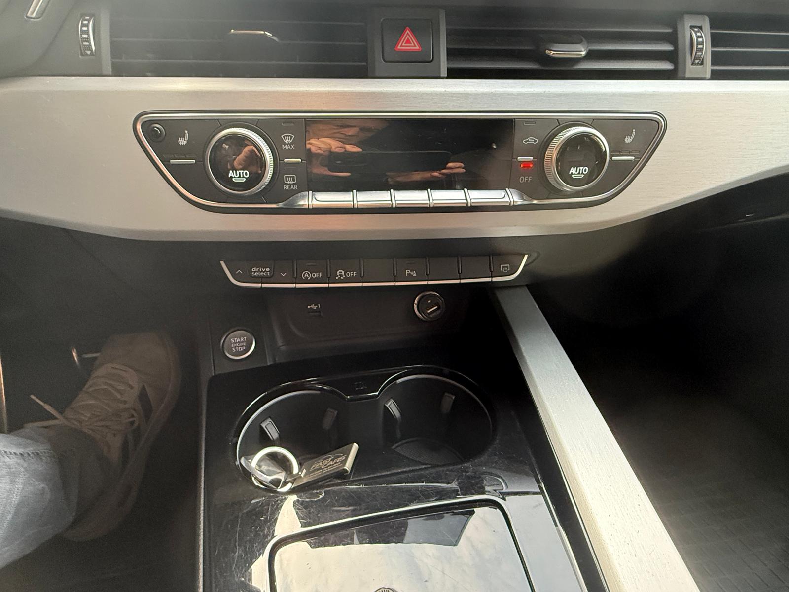 A4 Avant 40 TFSI quattro S Tronic S line Edition