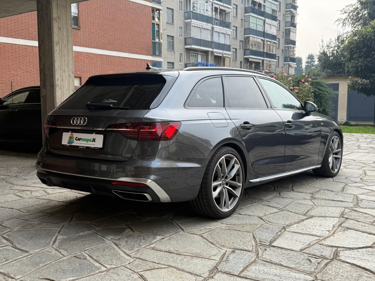 A4 Avant 40 TFSI quattro S Tronic S line Edition