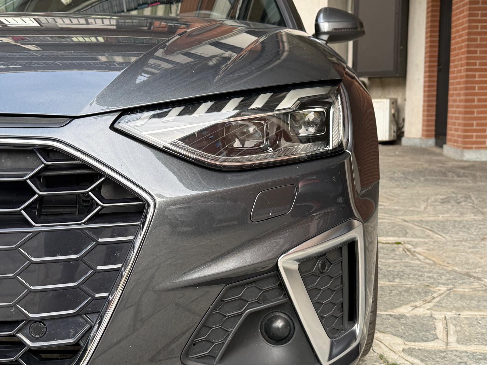 A4 Avant 40 TFSI quattro S Tronic S line Edition