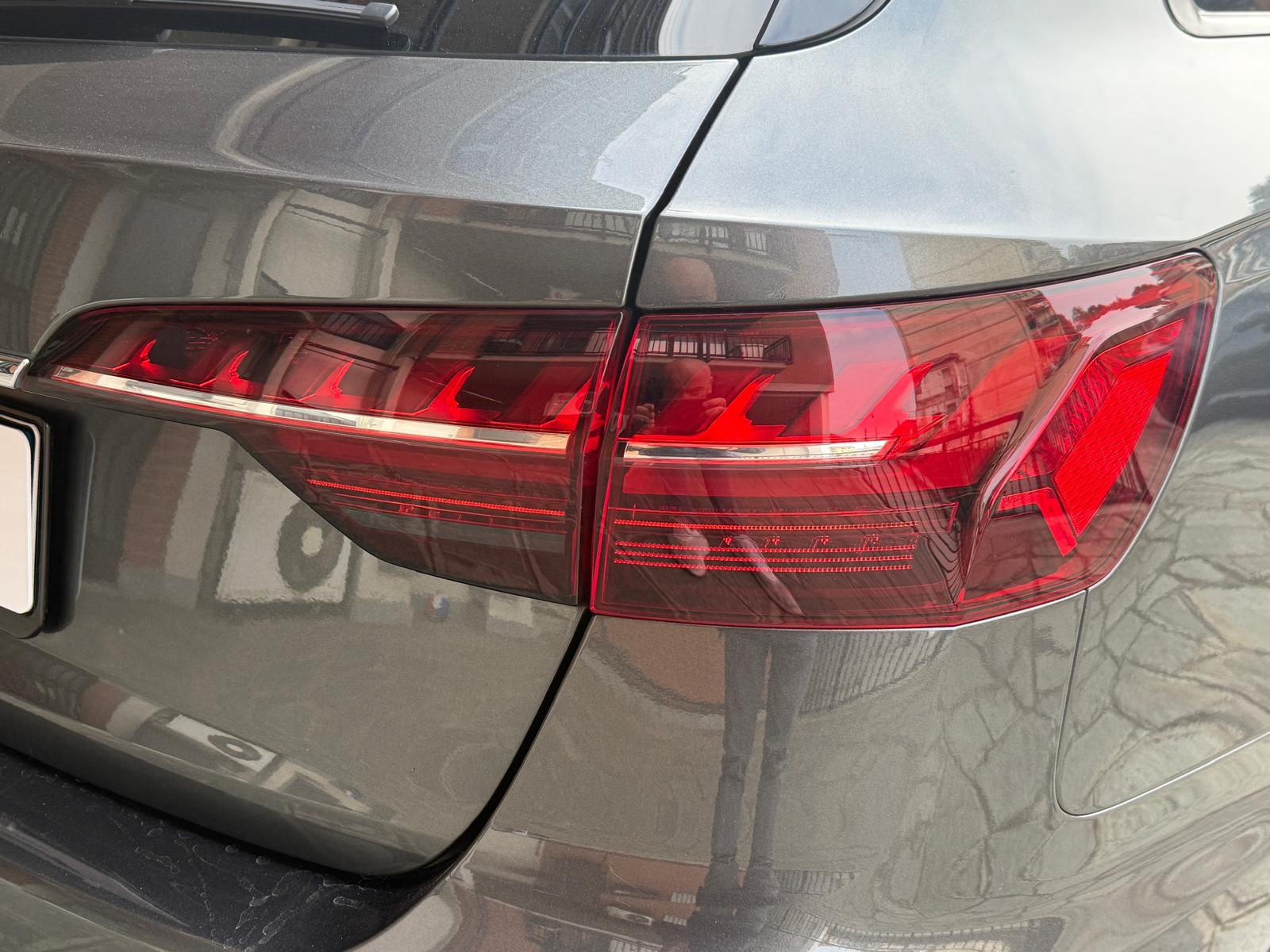 A4 Avant 40 TFSI quattro S Tronic S line Edition