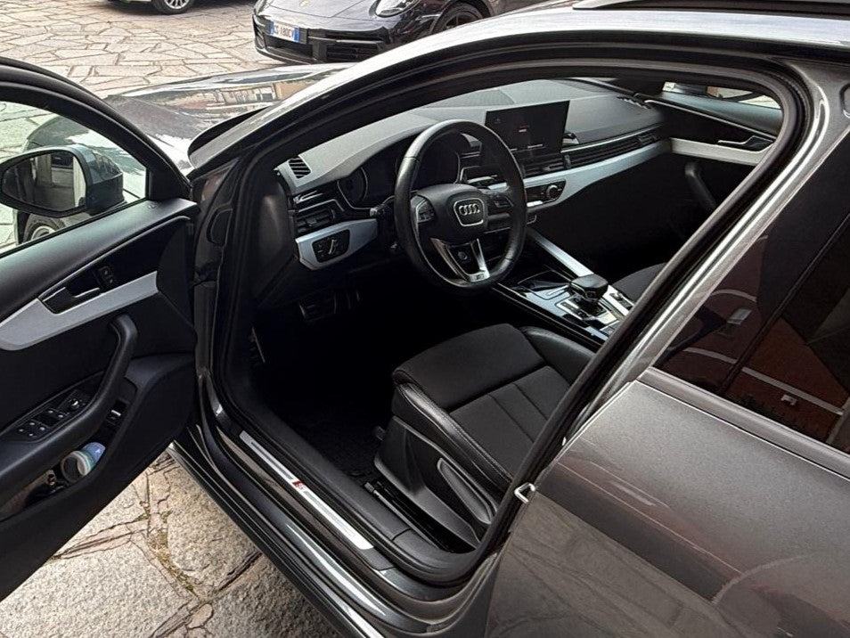 A4 Avant 40 TFSI quattro S Tronic S line Edition