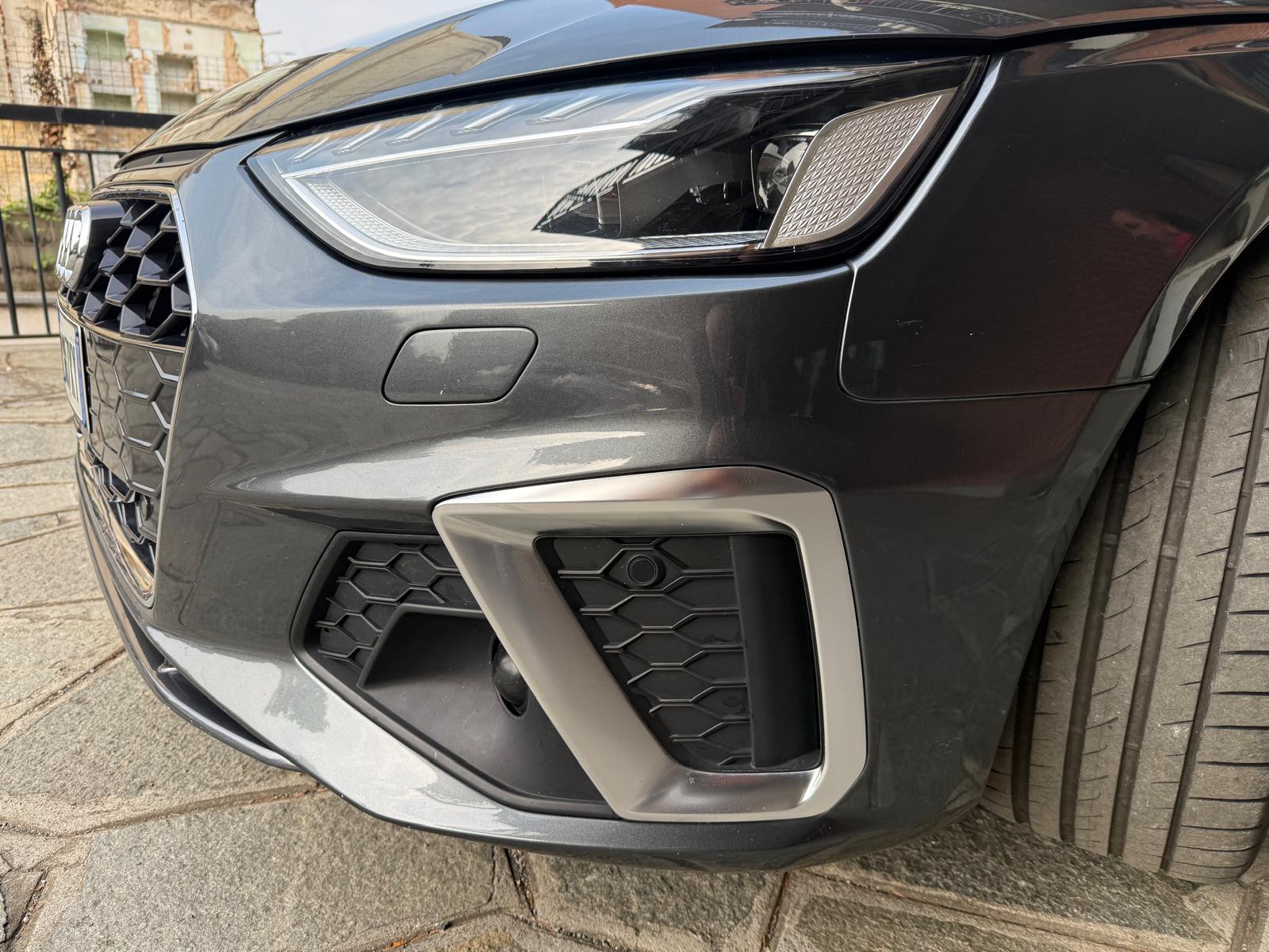 A4 Avant 40 TFSI quattro S Tronic S line Edition