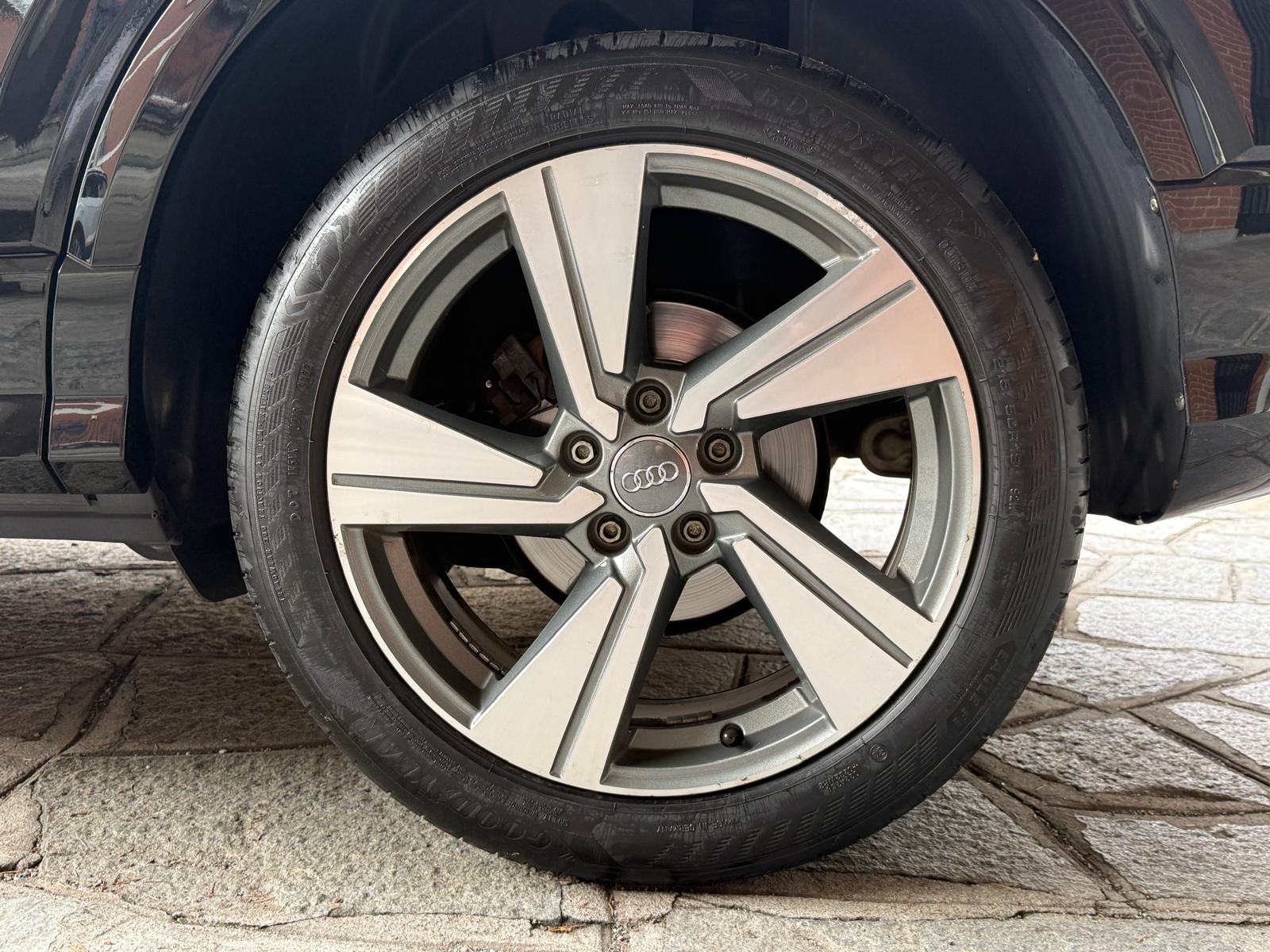 Audi Q2 30 TDI S tronic Admired