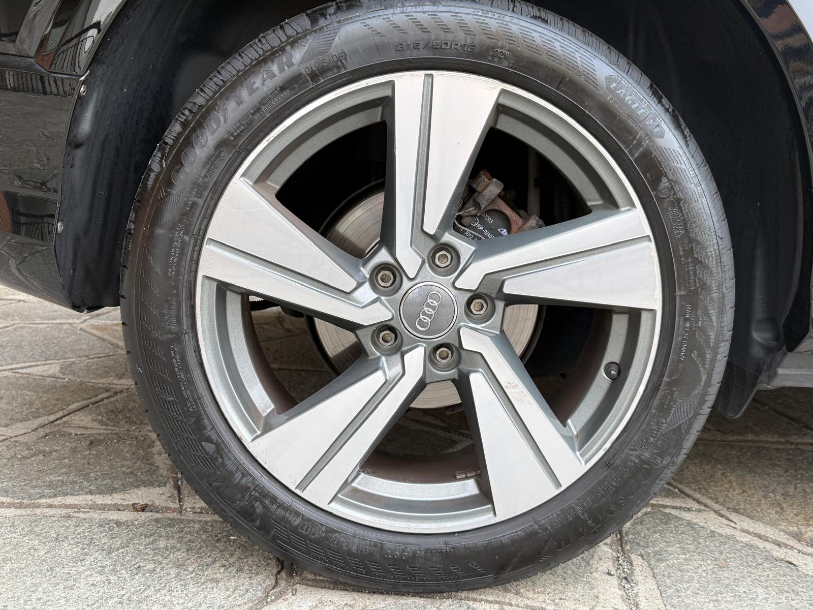 Audi Q2 30 TDI S tronic Admired