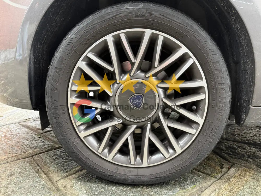 Lancia Ypsilon 1.0 firefly hybrid Gold s&s 70cv