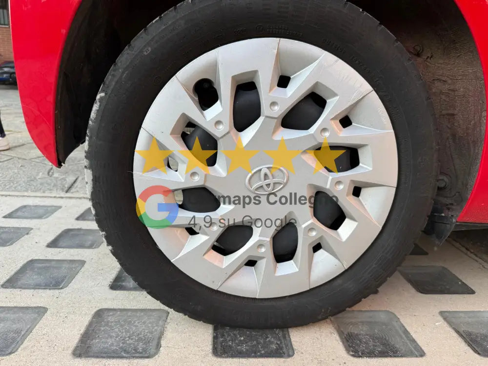 TOYOTA Aygo Connect 1.0 VVT-i 72 CV 5 porte x-play MMT
