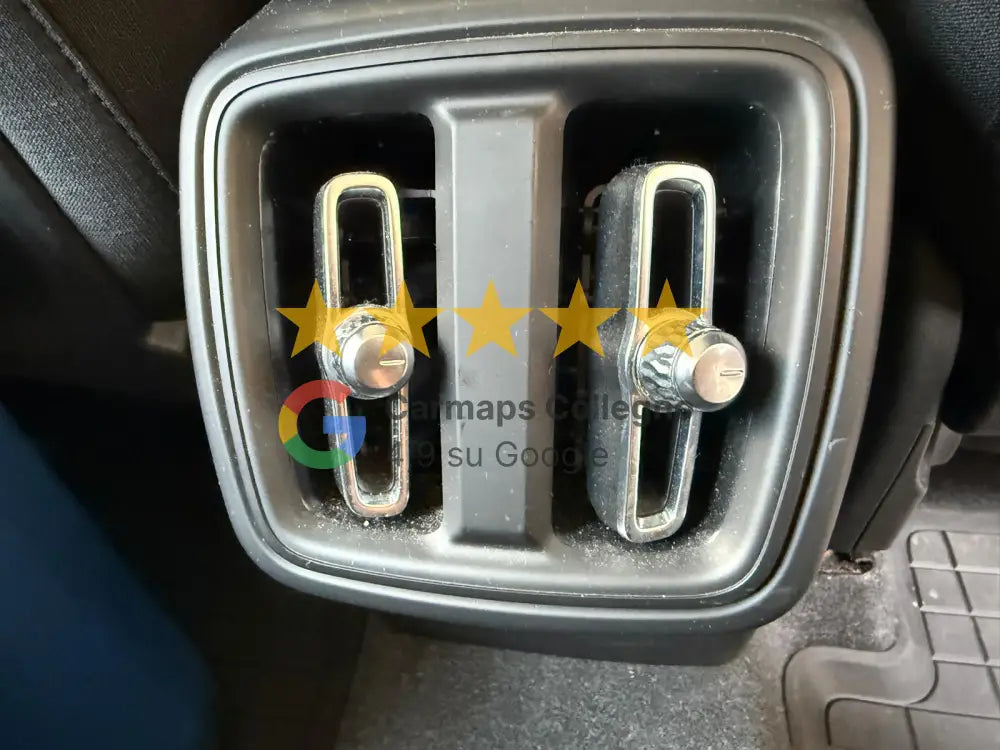 Volvo XC40 B3 automatico Plus Dark