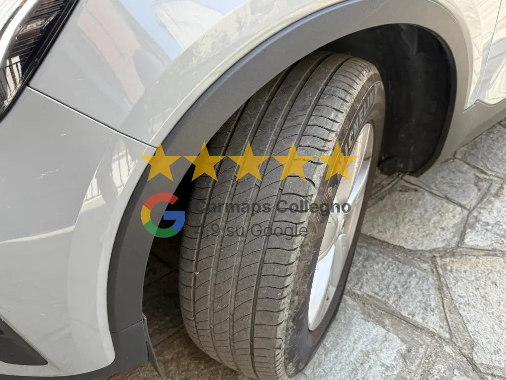 Volvo XC40 B3 automatico Plus Dark