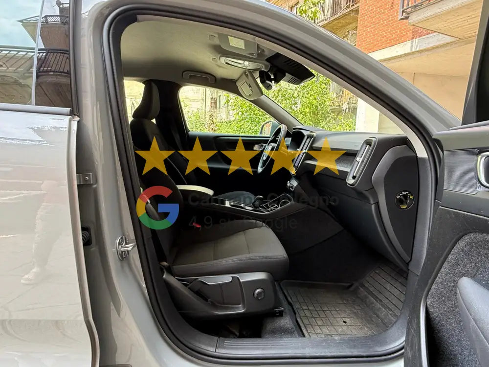 Volvo XC40 B3 automatico Plus Dark